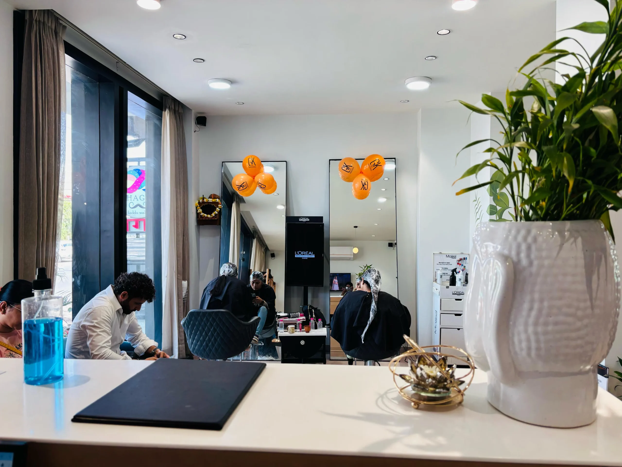 Unisex Salon in Vashali Nagar Jaipur